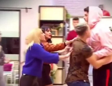 Power of Love: «Μυρίζει μπαρούτι» η κατάσταση στο σπίτι - Άγριος τσακωμός ανάμεσα σε Ίωνα και Παύλο (βίντεο)